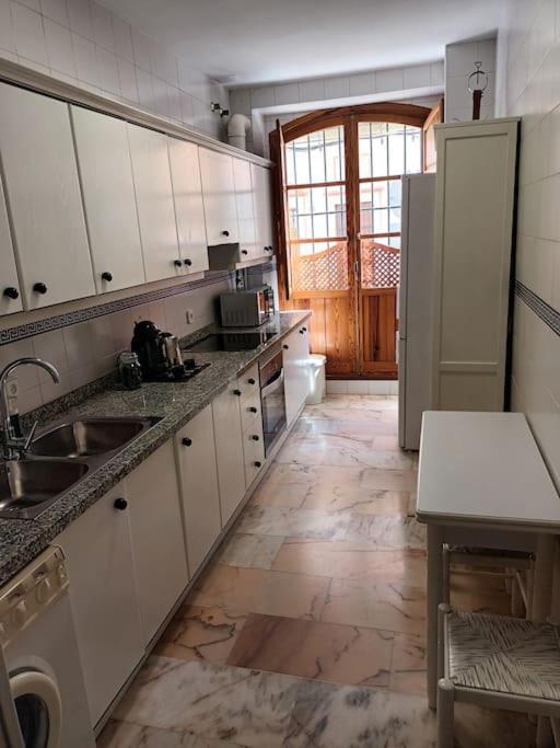 Apartamento Puerta Real Sevilla Exteriér fotografie